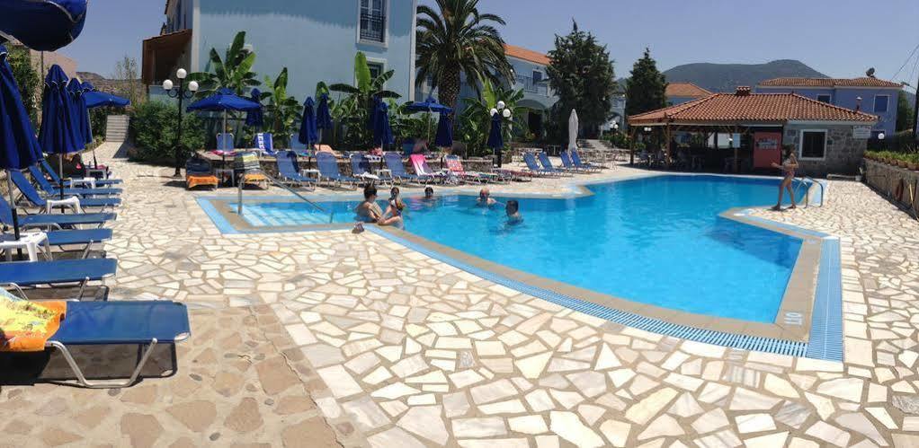 Blue Sky Hotel - Petra - Lesvos - Greece المظهر الخارجي الصورة
